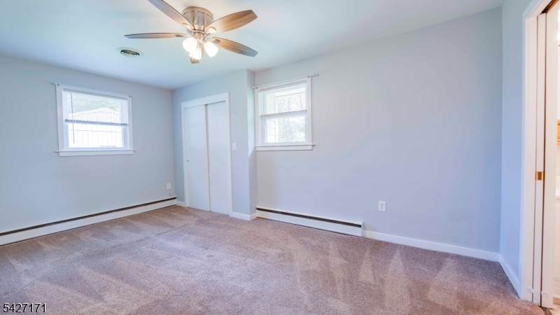 599 Lee Ave