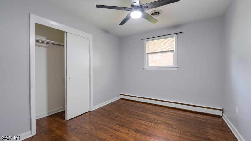 599 Lee Ave
