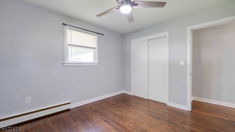 599 Lee Ave