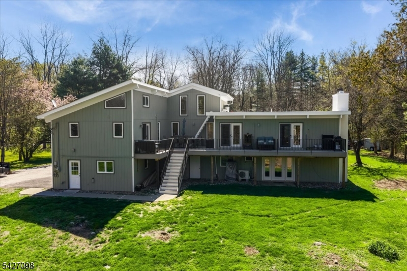 919 Potters Rd
