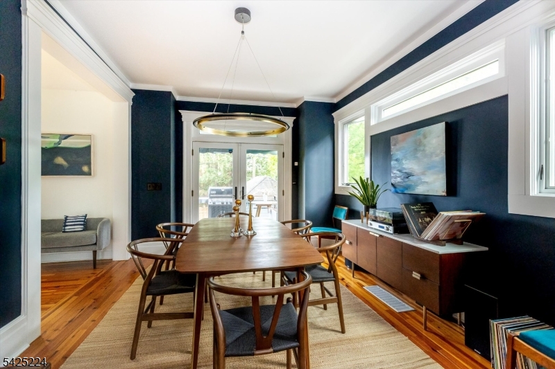 41 Erwin Park Rd