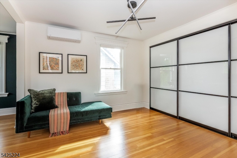 41 Erwin Park Rd