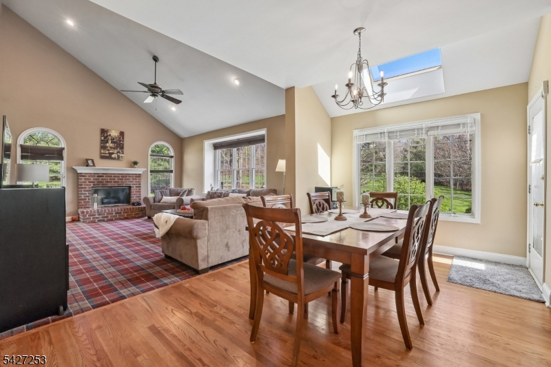 5 Hidden Valley Way