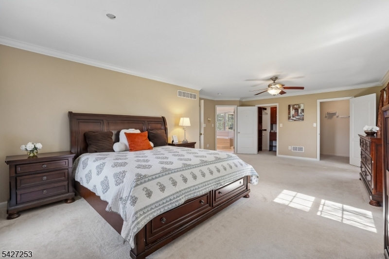 5 Hidden Valley Way