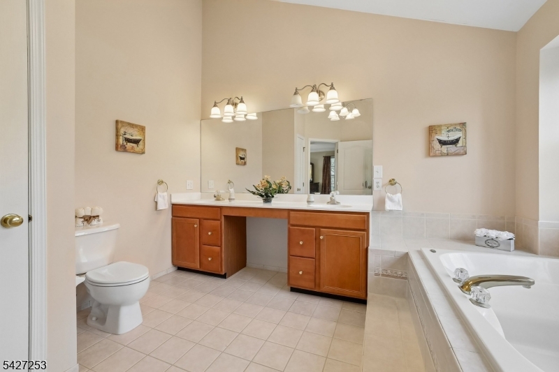 5 Hidden Valley Way