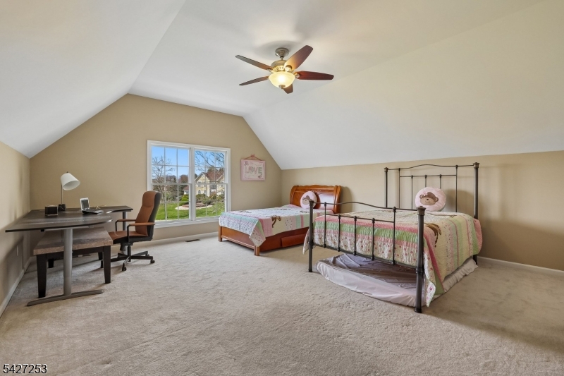 5 Hidden Valley Way