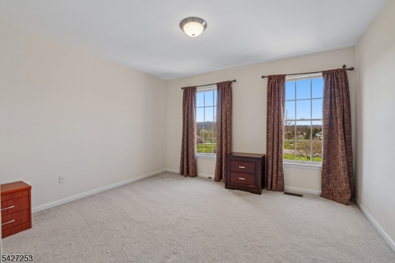 5 Hidden Valley Way