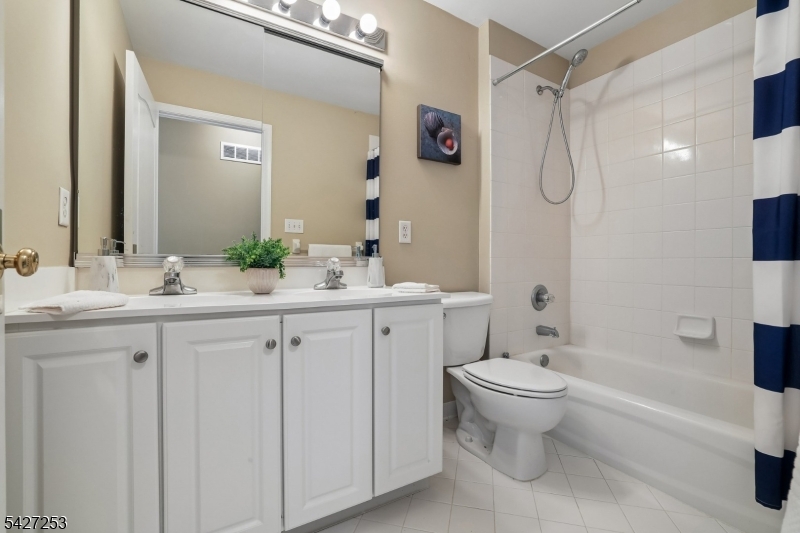5 Hidden Valley Way