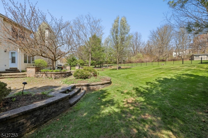 5 Hidden Valley Way