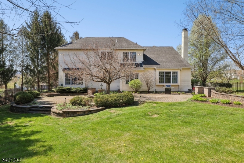 5 Hidden Valley Way
