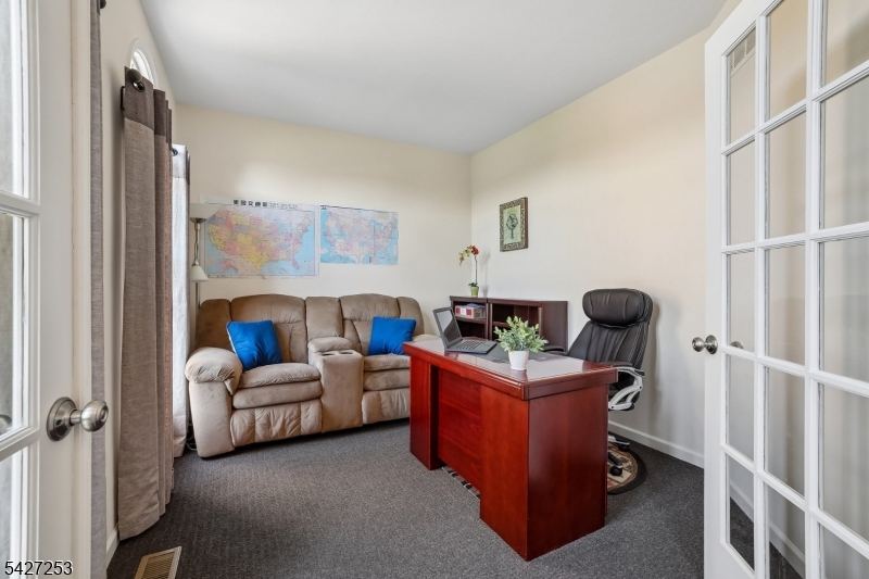 5 Hidden Valley Way