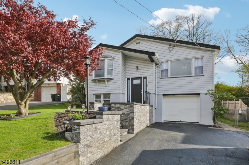518 Edith Rd