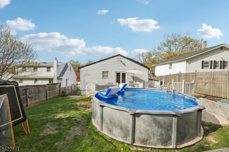 518 Edith Rd