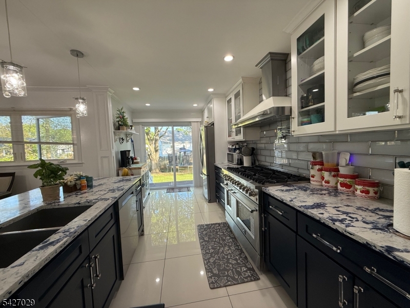 5 Appleman Rd