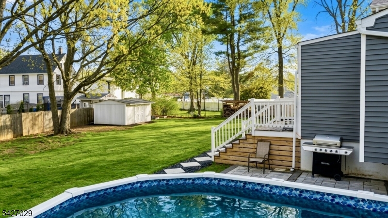 5 Appleman Rd