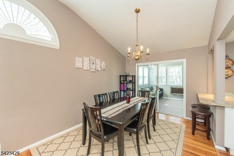14 Green Dr