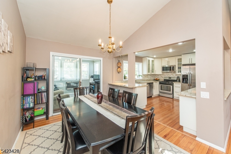14 Green Dr