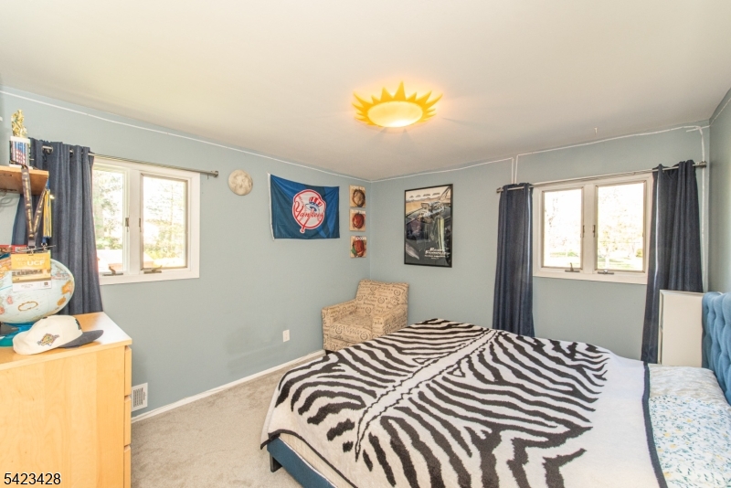 14 Green Dr
