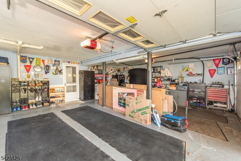 14 Green Dr