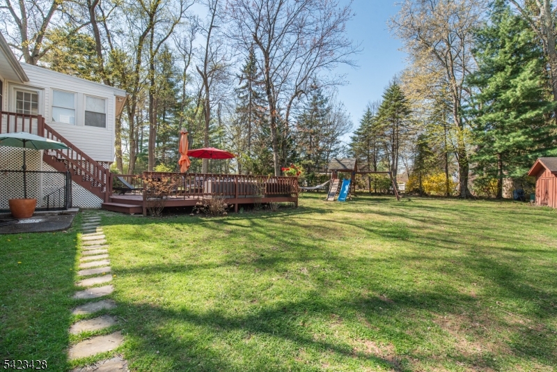 14 Green Dr