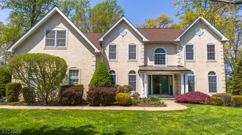 32 INDEPENDENCE DRIVE