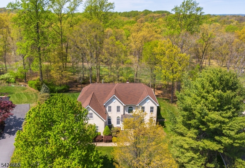 32 INDEPENDENCE DRIVE
