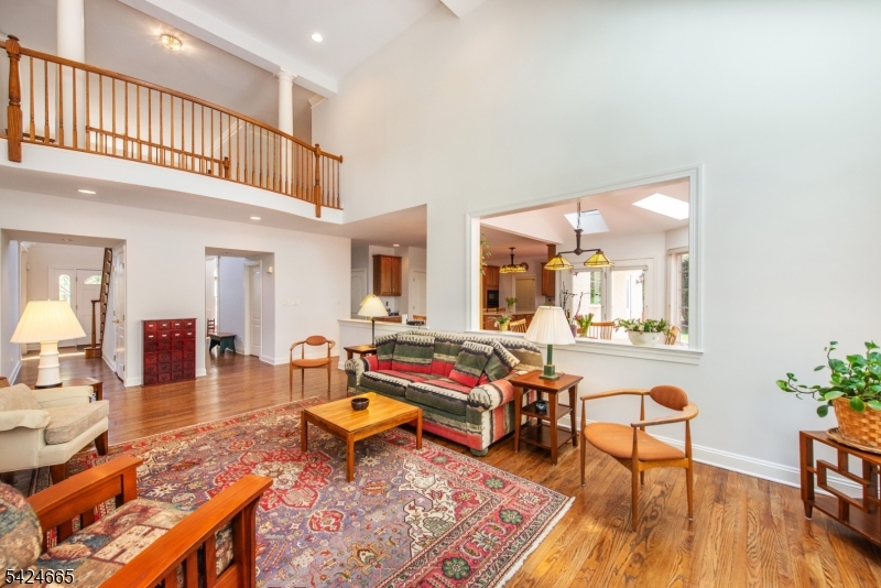 32 INDEPENDENCE DRIVE