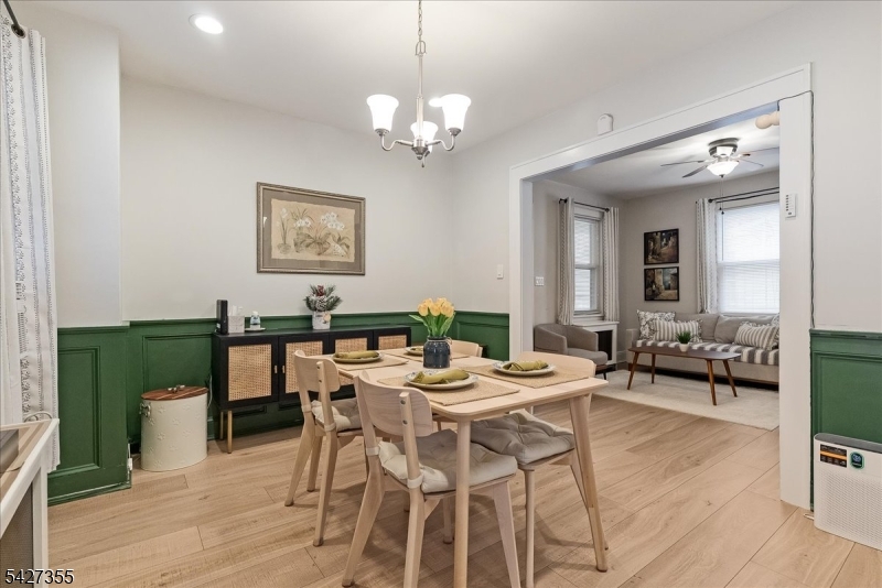 50 Lewis Pl