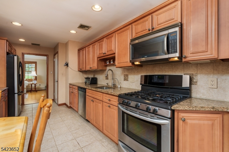20 Stony Hill Ct