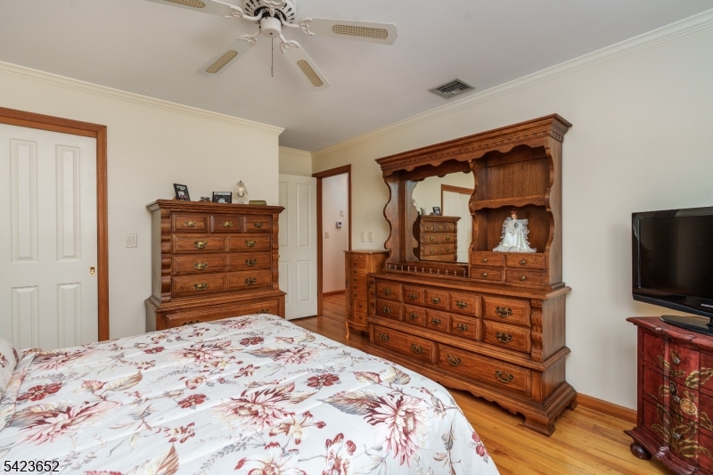 20 Stony Hill Ct