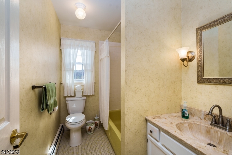 20 Stony Hill Ct