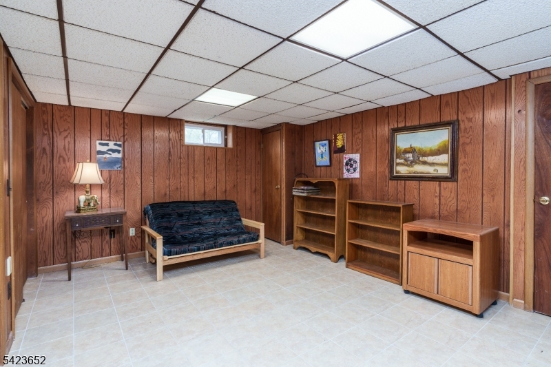 20 Stony Hill Ct