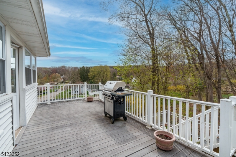 20 Stony Hill Ct