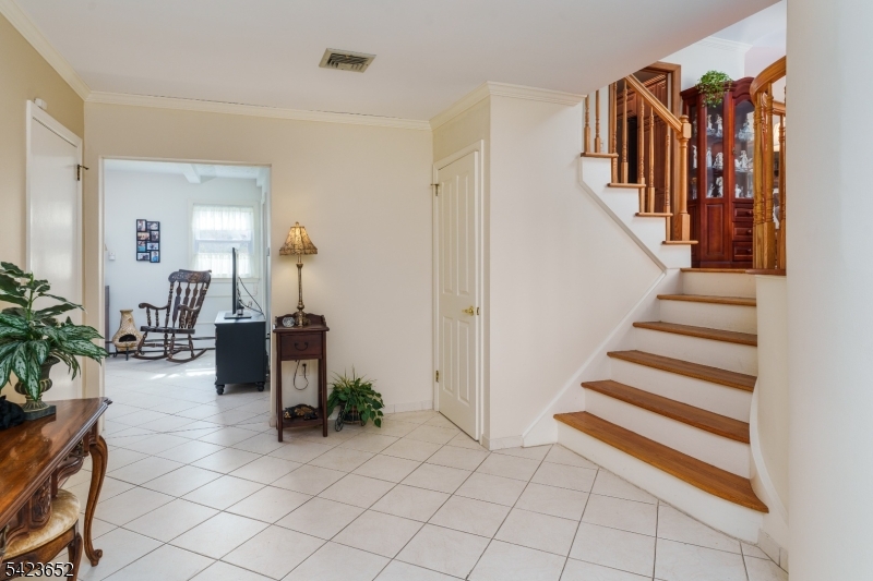 20 Stony Hill Ct