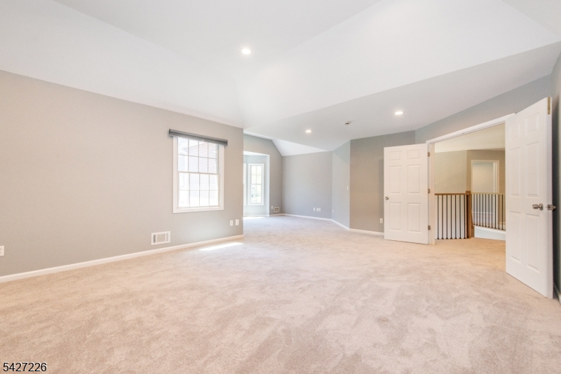 4 BRANDYWINE CT