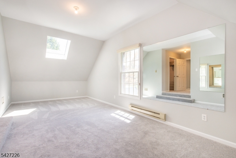 4 BRANDYWINE CT