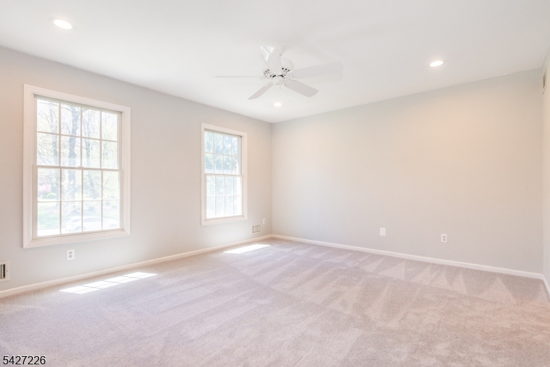4 BRANDYWINE CT