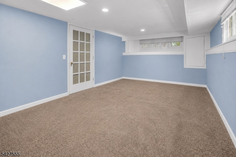 717 Galvin Ave