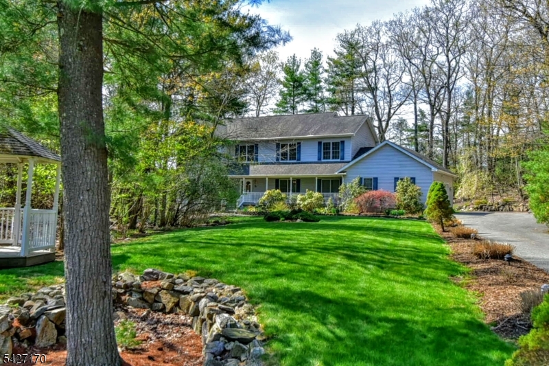 34 Split Rock Rd