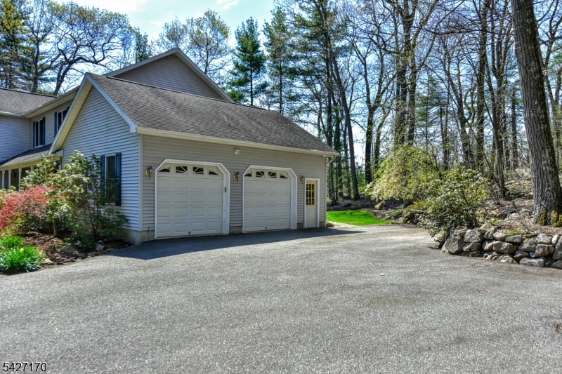 34 Split Rock Rd