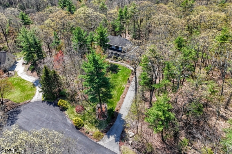 34 Split Rock Rd