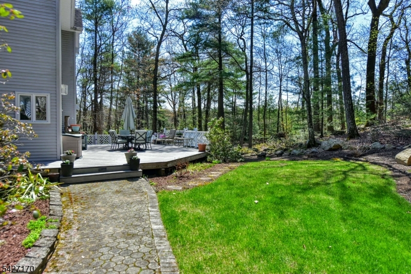 34 Split Rock Rd