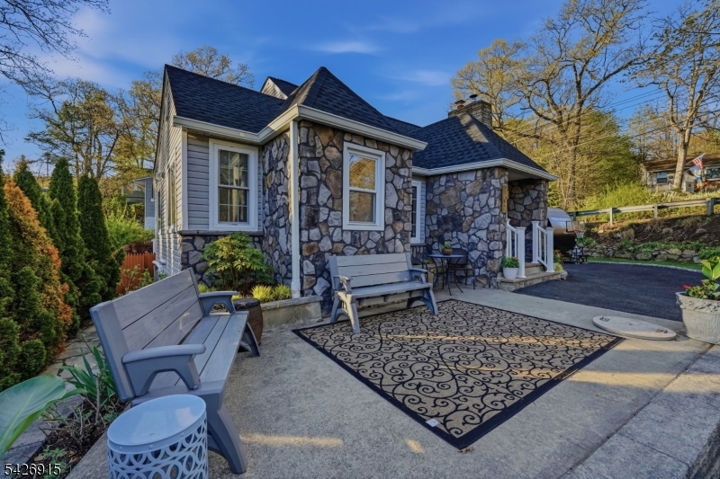 101 Pitney Rd