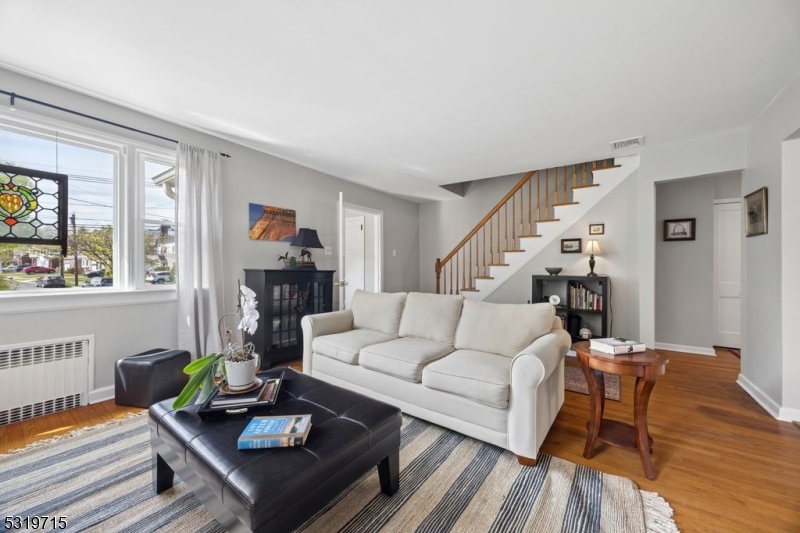3 Bellevue Ave