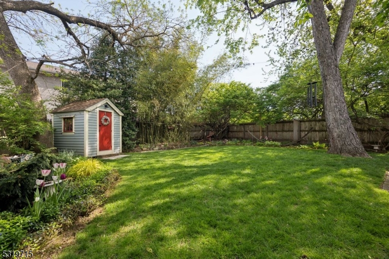 3 Bellevue Ave