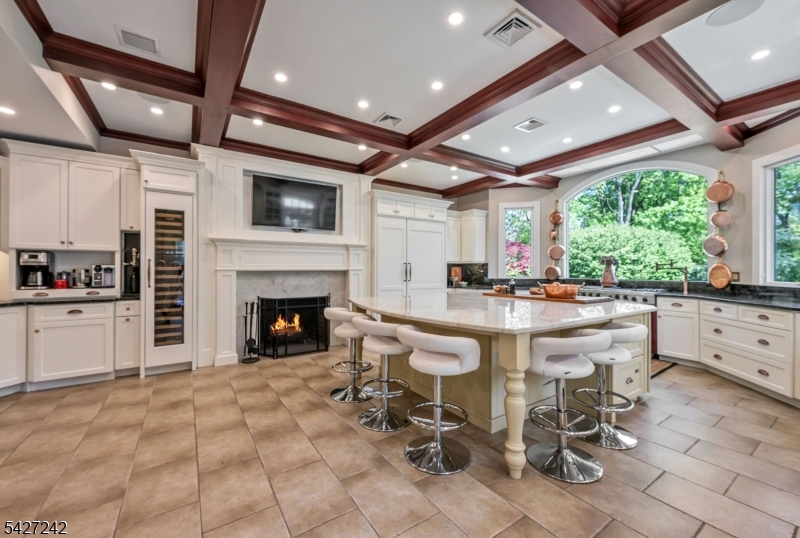427 Spring Ave