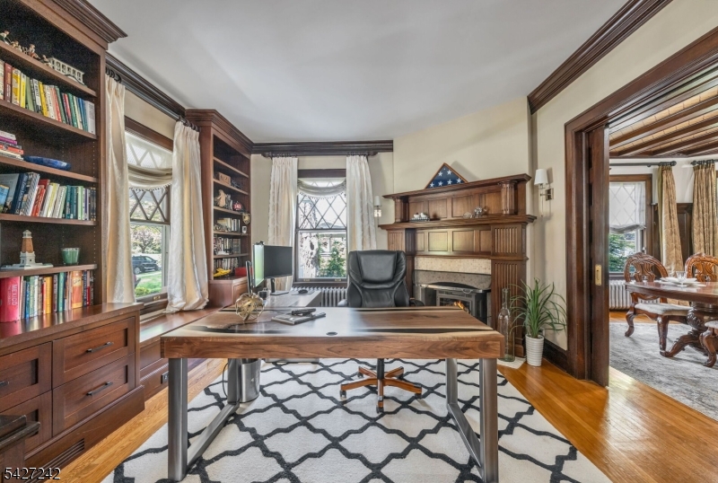 427 Spring Ave