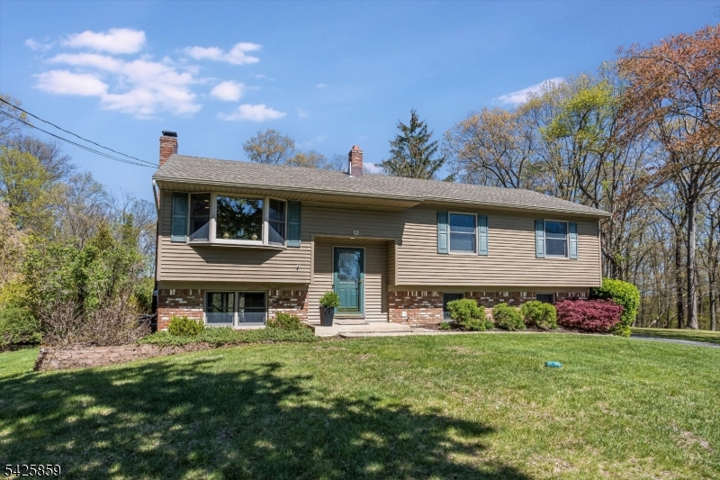 12 Ramar St