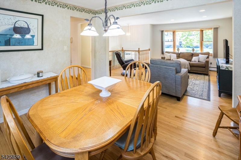 12 Ramar St