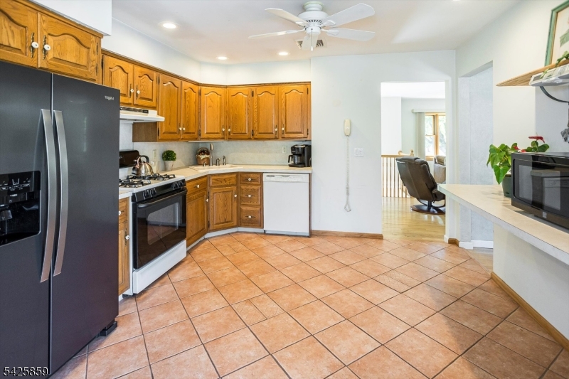 12 Ramar St